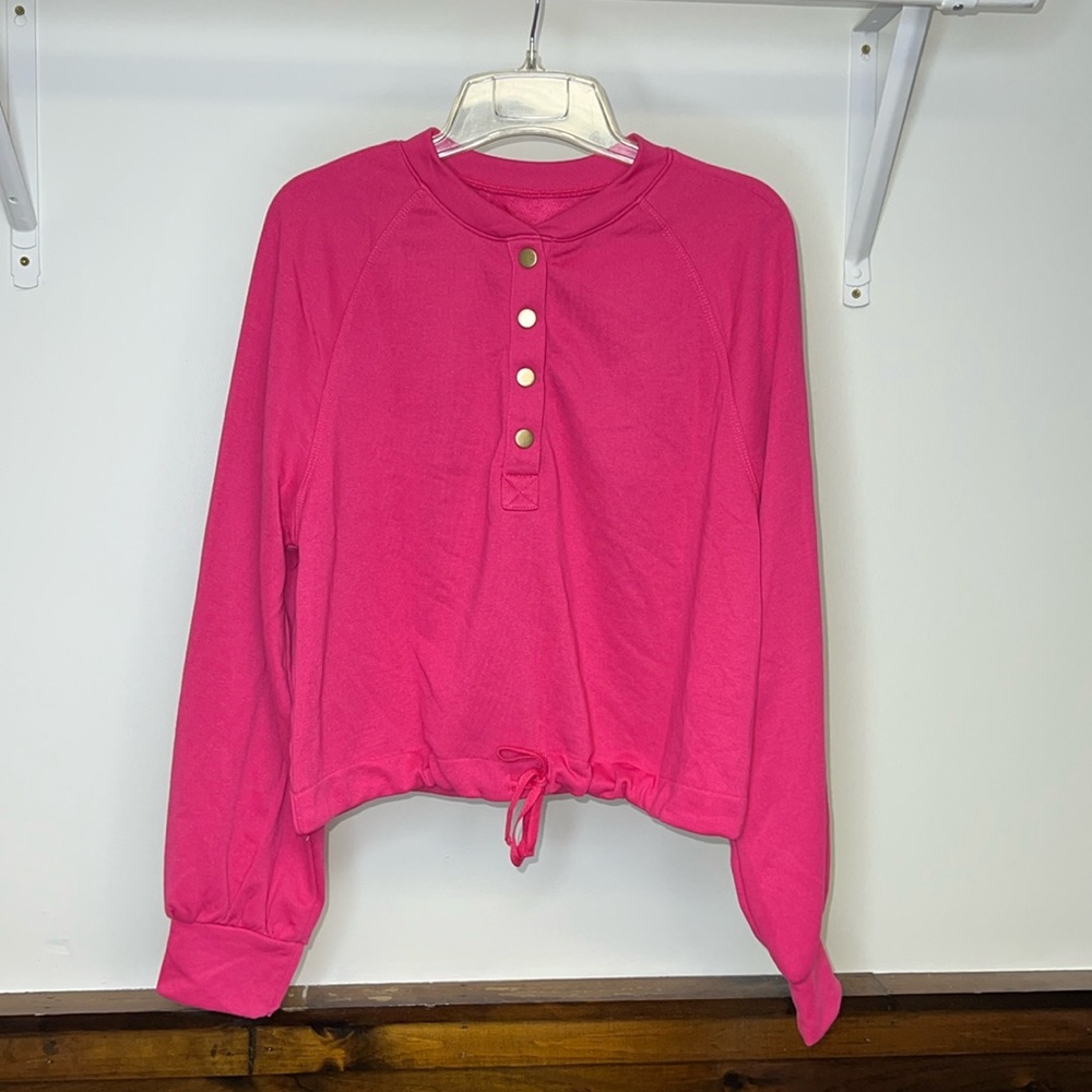 Amazon Pink Cropped Crewneck Sweatshirt- M
